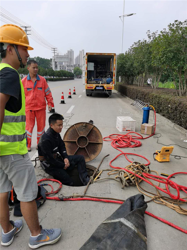 新干翻衬法管道修复技术主要工序
