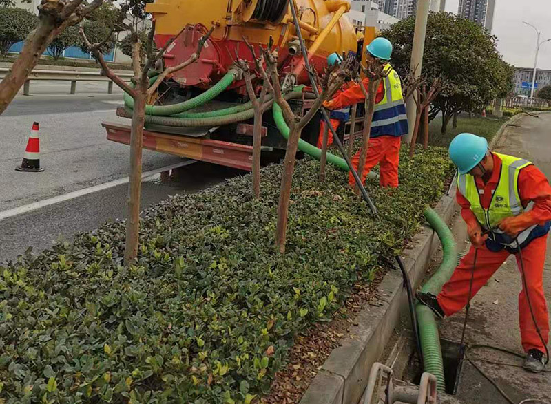 新干市政管道清淤